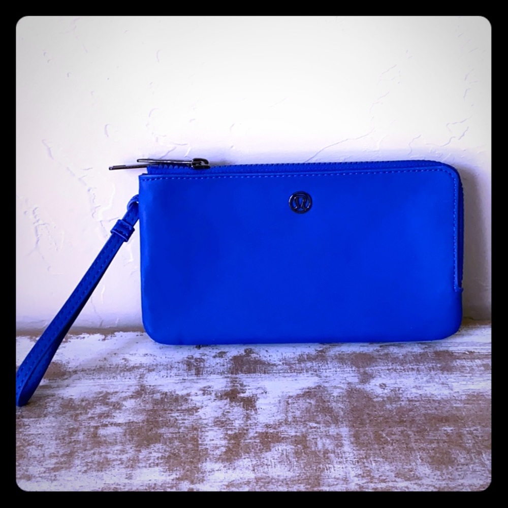 Lululemon wristlet
